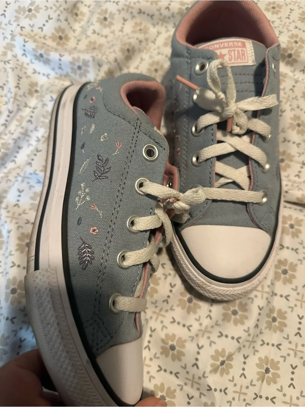 Converse Kids Low Top Sneakers - Blue with Pink Trim